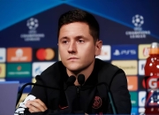 NG体育- 赛地聚焦——荷甲转会期热度飙升；曼联更衣室发声；悬念犹存；团队化学反应显著